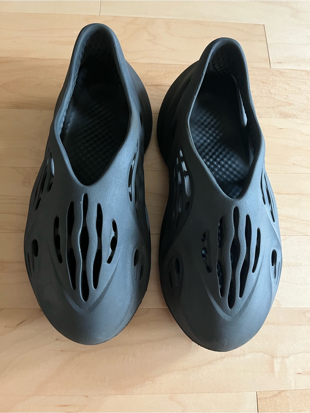 Yeezy foam Men's Black Foam men 9